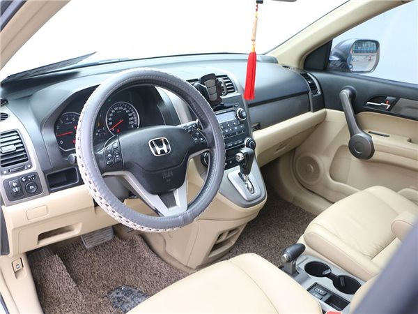 大方流行的城市SUV经典车型本田CRV