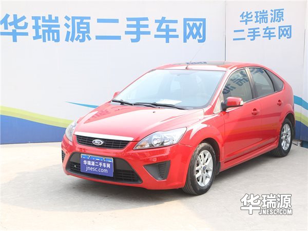 红色经典福克斯,时髦大方,车子的状况精品