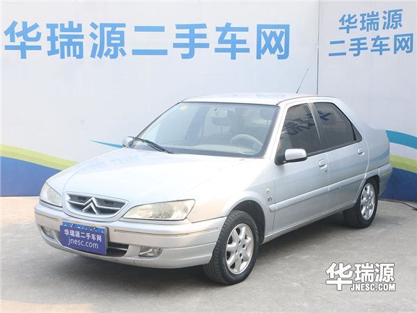 2006款雪铁龙爱丽舍，内饰干净，车子的状况好