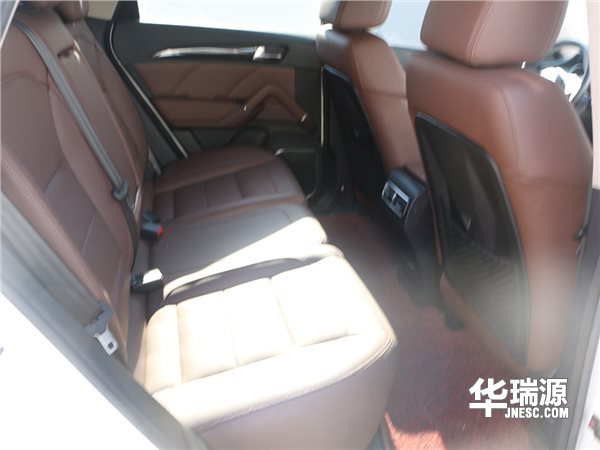 6万块就能买到的中型“豪华”SUV，众泰T600就是这么自信