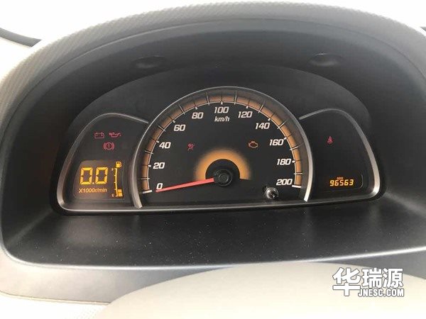 1.98万买三厢赛欧,表显真实,车子的状况好