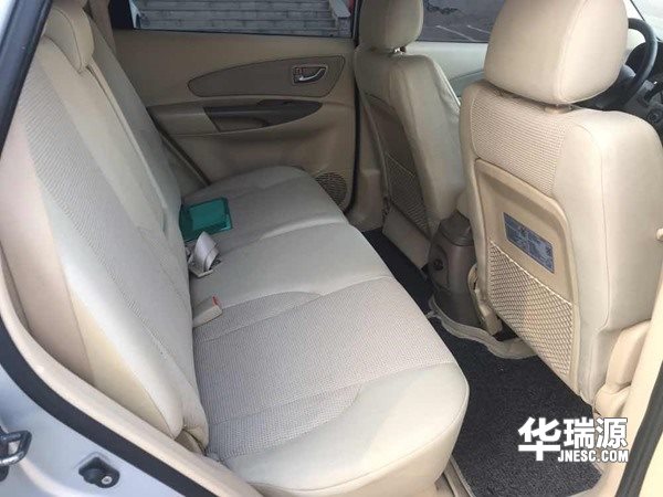 年青动感的城市SUV-现代途胜,首付1万就可开回家
