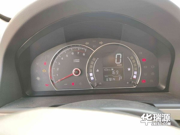 2013款自动档荣威350,省油省心,带你享受生活