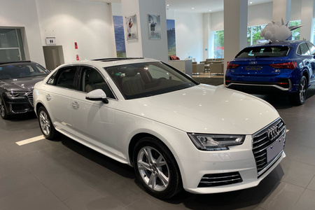 保山二手奥迪A4L 2018款 30周年版 40 TFSI 进取版
