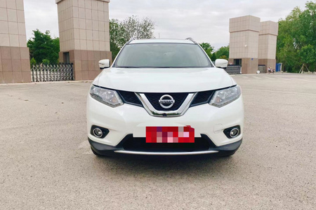 酒泉二手日产奇骏 2014款 2.0L CVT 舒适版 两驱