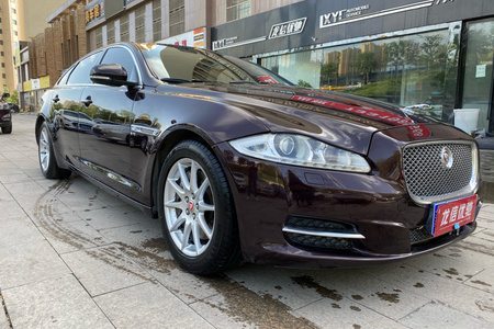 乌鲁木齐二手捷豹XJ 2014款 3.0SC 手自一体 两驱 全景商务版