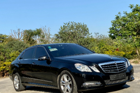 龙岩二手奔驰E级 2011款 E 300 L 时尚型 尊贵版
