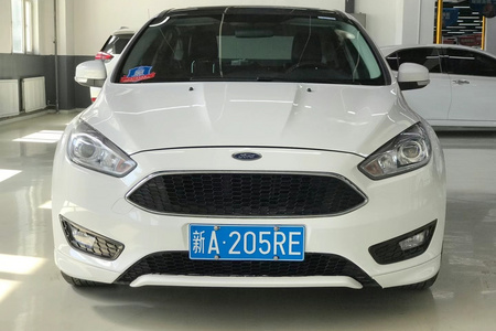 乌鲁木齐二手福特福克斯 2018款 两厢经典 EcoBoost180 手自一体 运动版