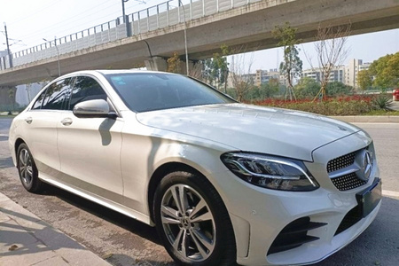 武汉二手奔驰C级 2017款 C 200 L 4MATIC
