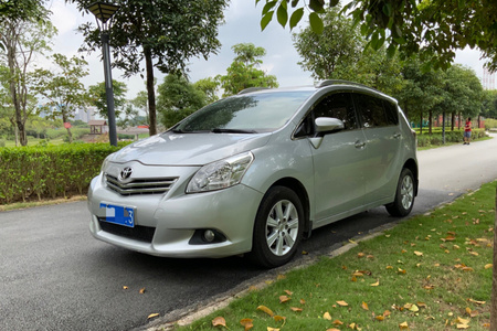 玉林二手丰田逸致 2014款 1.8L CVT  180E 精英版 5座