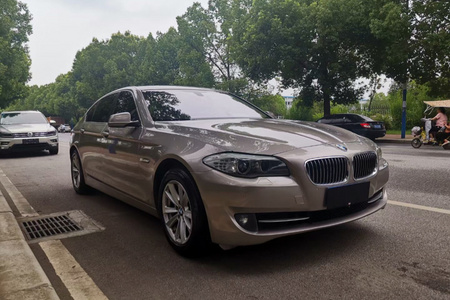 南阳二手宝马5系 2013款 525Li 2.0T 手自一体 领先型